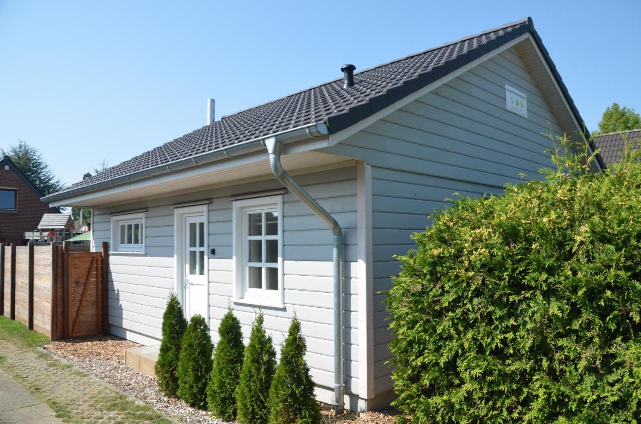 Ferienhauser Lensterstrand Exterior photo